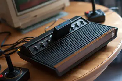 Sistema de videogame Atari 2600