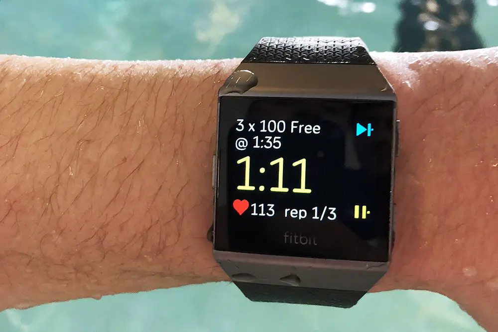 Carregue MySwimPro em seu Fitbit e vá nadar