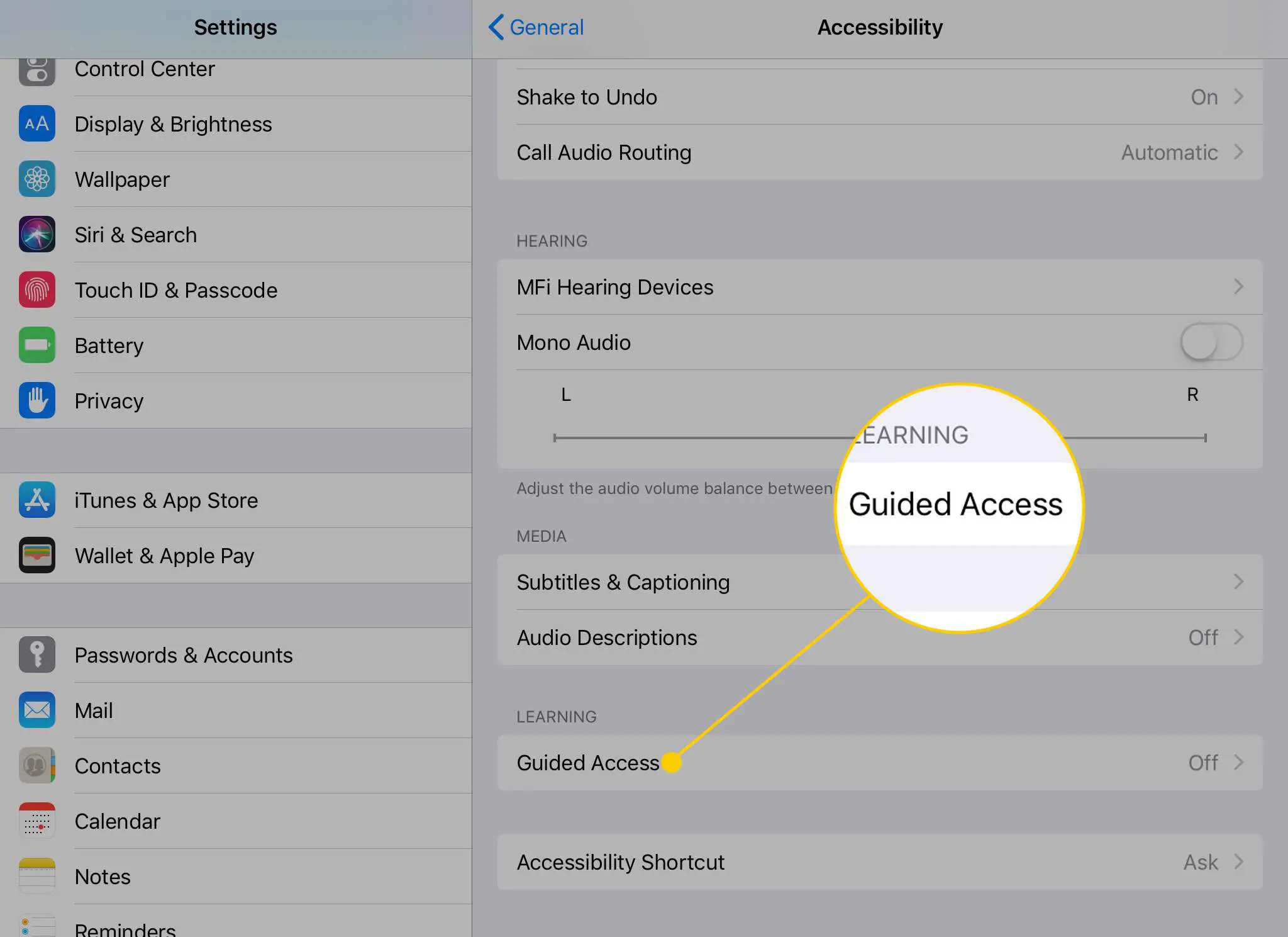 Opções de acessibilidade do iPad com o título Acesso guiado destacado