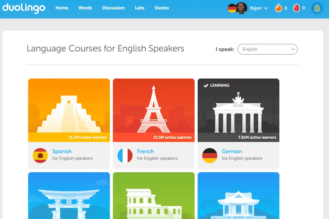 Captura de tela dos cursos de aprendizagem de línguas para falantes de inglês no Duolingo