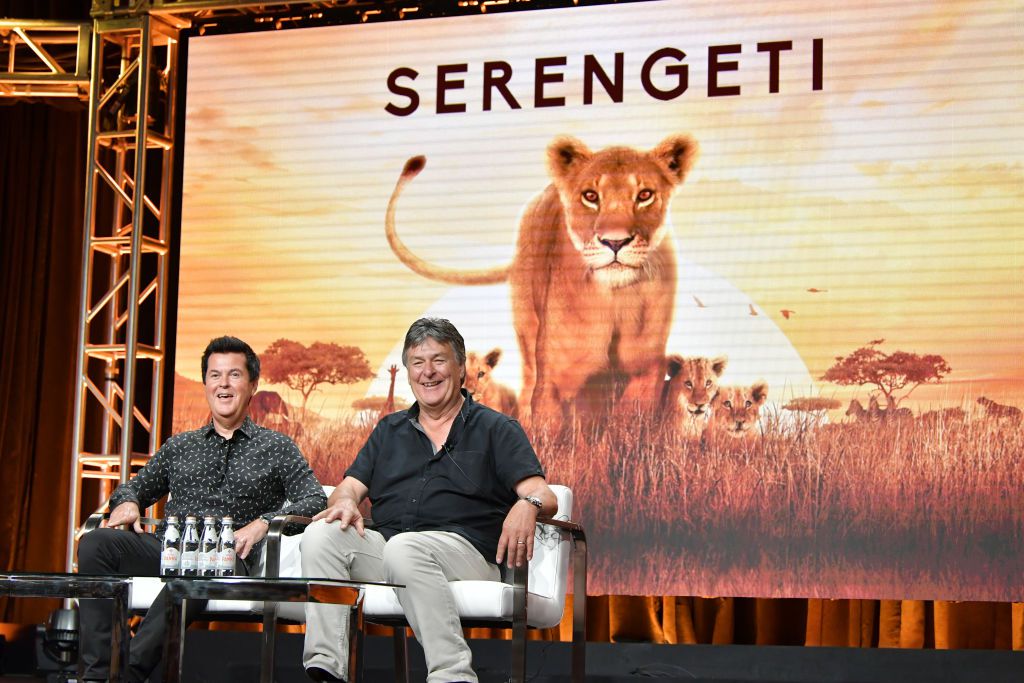  Simon Fuller e John Downer, da Serengeti, falam durante o segmento Discovery do Summer 2019 Television Critics Association Press Tour 2019.