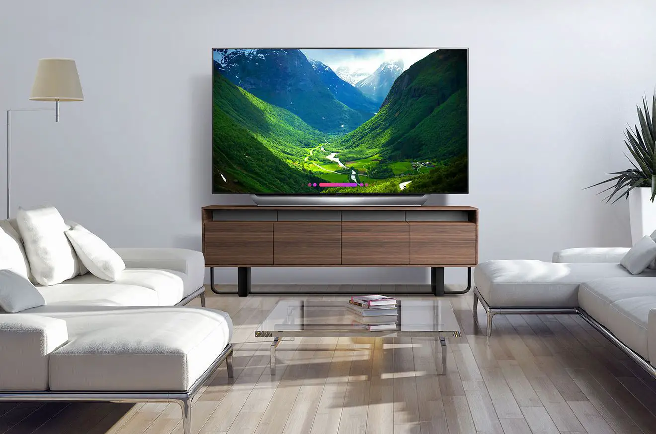 LG C8 OLED TV com Google Assistant integrado