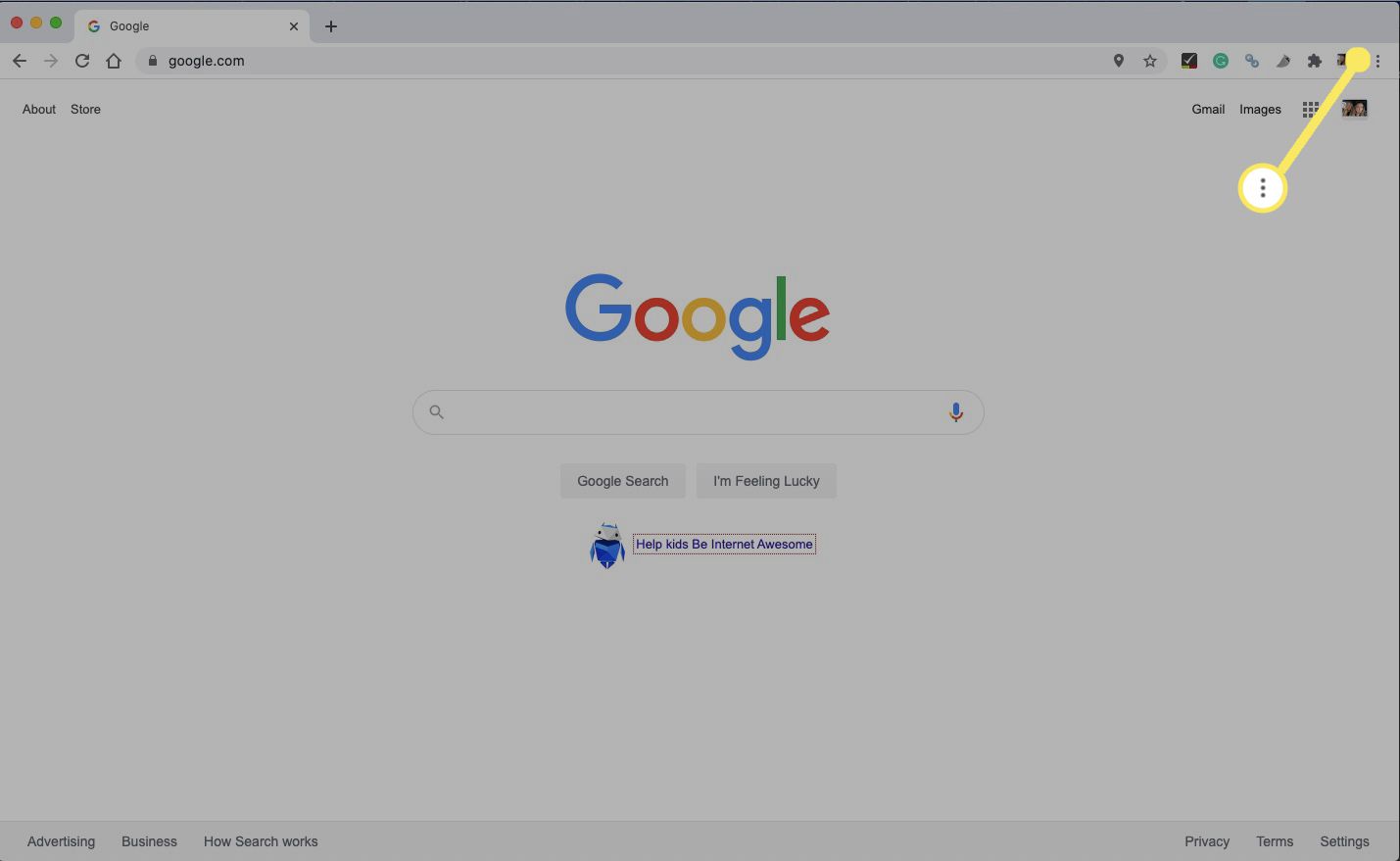 Abra o Chrome e selecione o ícone Menu (três pontos) no canto superior direito.