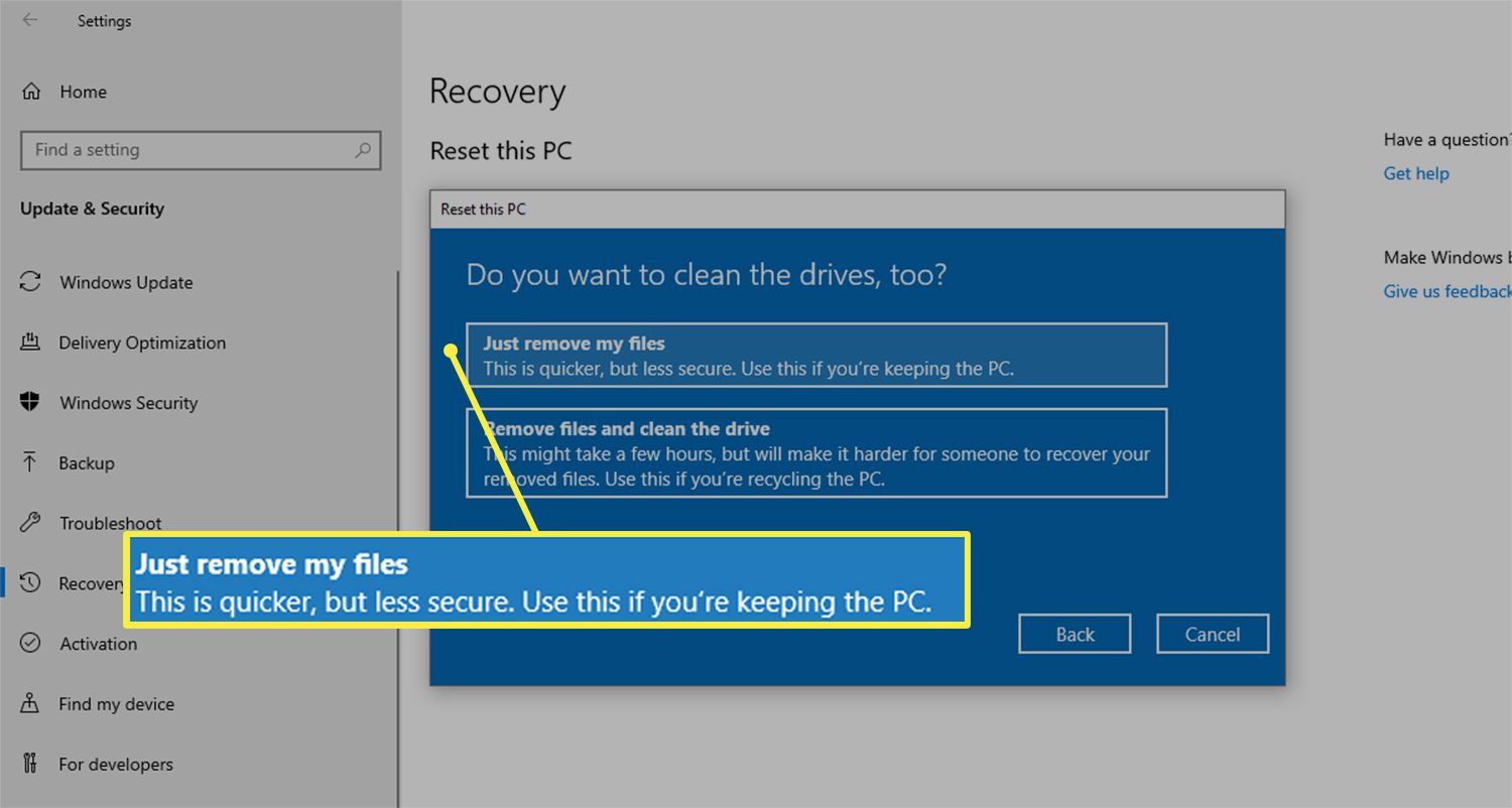 Basta remover a opção Meus arquivos da caixa de diálogo Redefinir este PC no Windows 10