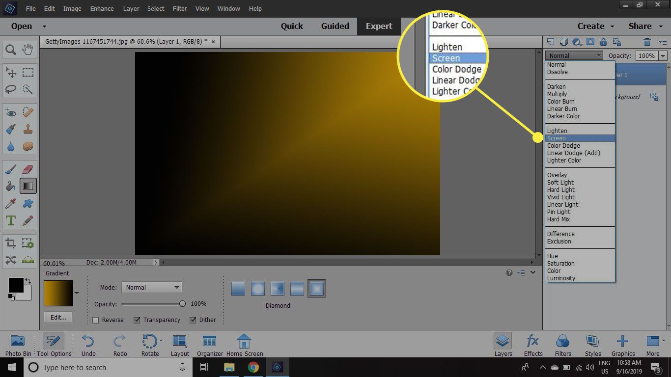 Uma captura de tela do Photoshop Elements com o modo de mesclagem de tela destacado