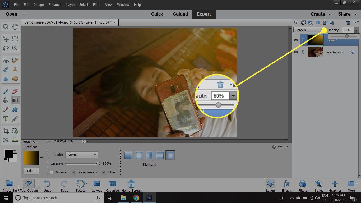 Uma captura de tela do Photoshop Elements com o controle deslizante de opacidade destacado