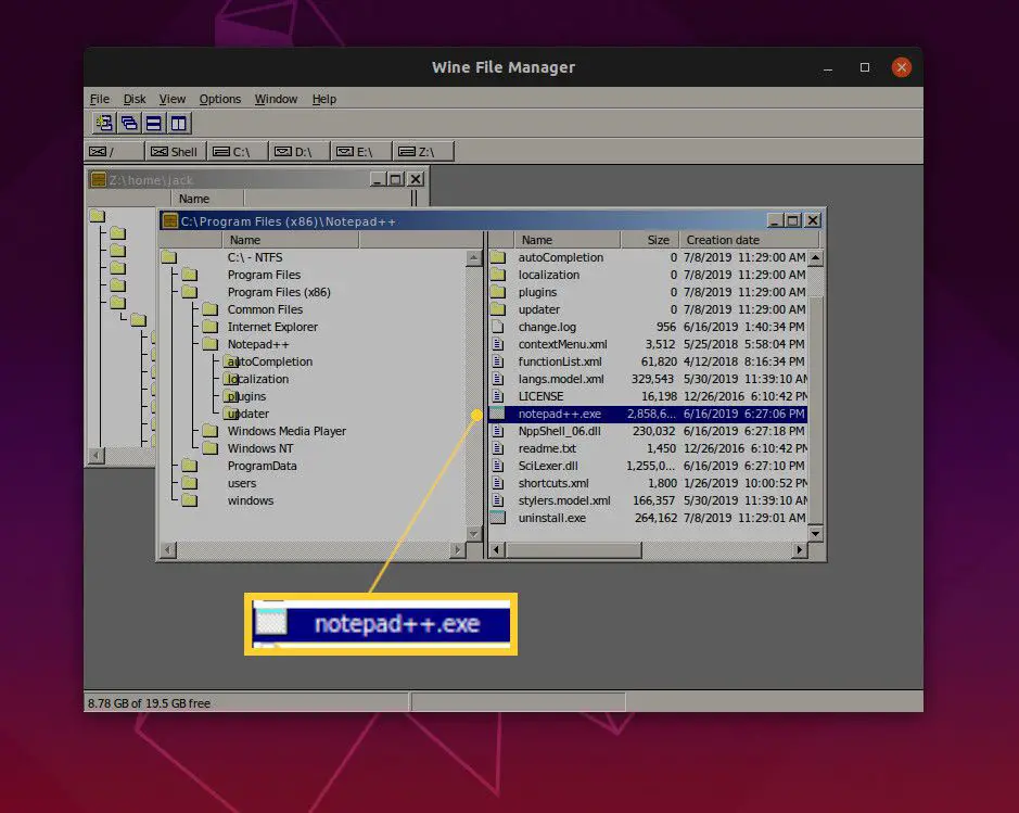 Captura de tela do lançamento do Notepad ++ de dentro do gerenciador de arquivos WINE.