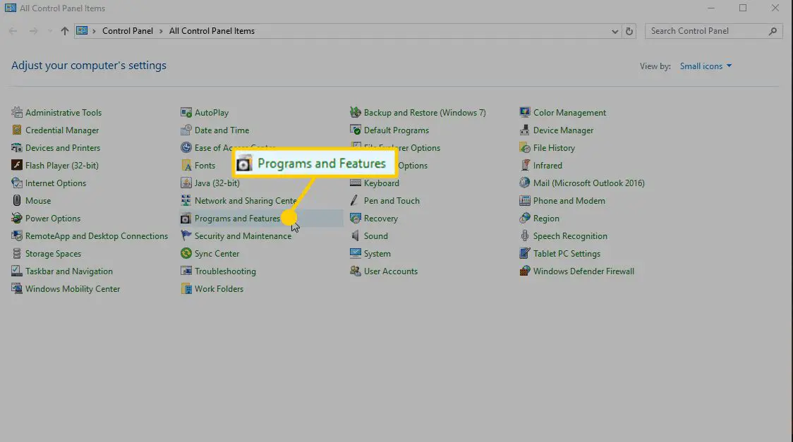 Captura de tela da abertura de Programas e Recursos no Windows.