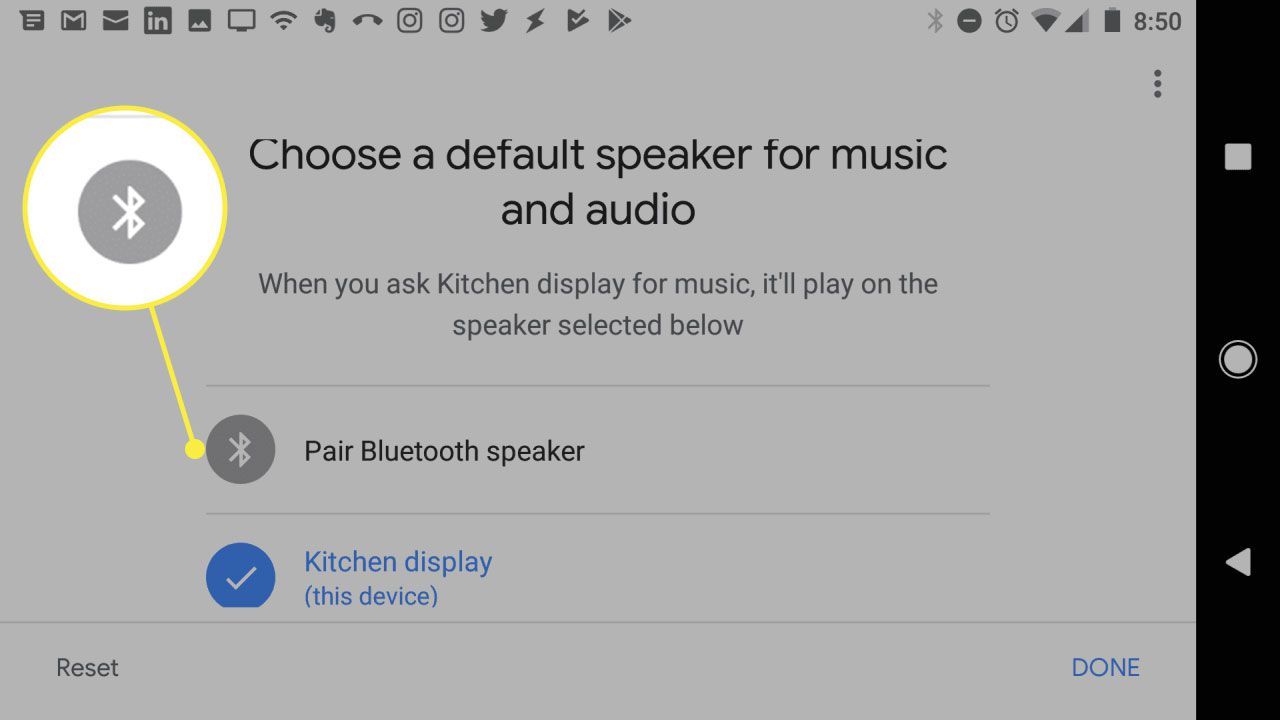 O comando "Emparelhar alto-falante Bluetooth"
